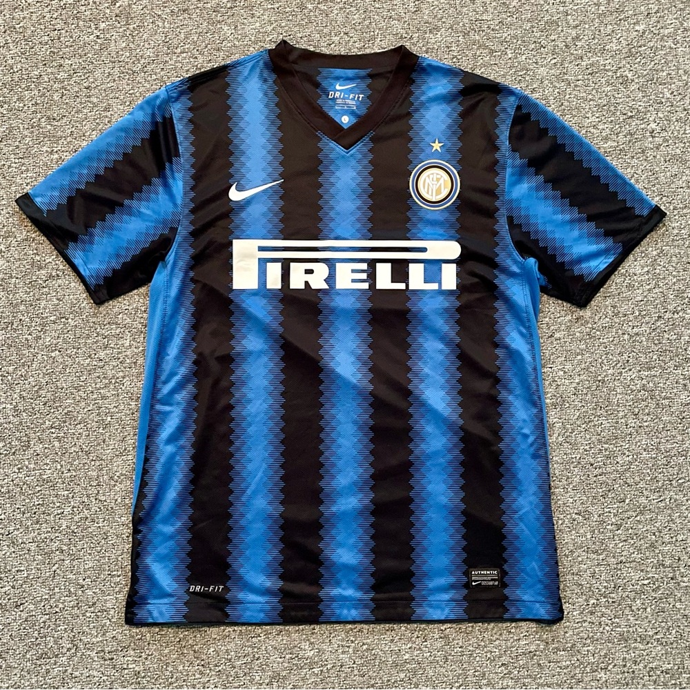 Inter Milan L jersey kit shirt